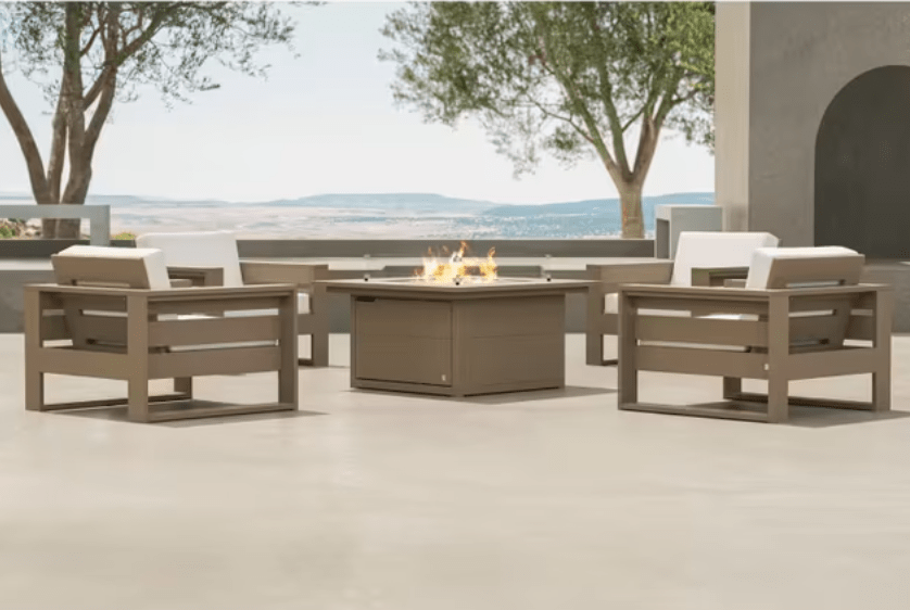 Outdoor Sofas & Sectionals