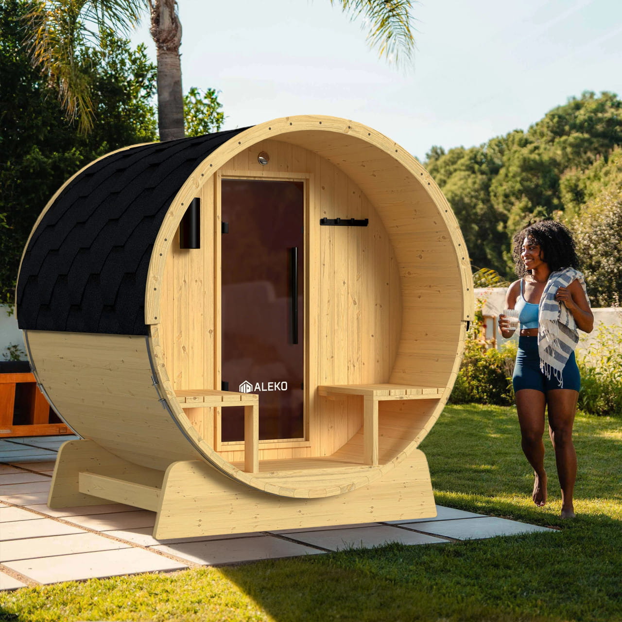 ALEKO Anémona Natural Finland Pine Barrel Sauna 2-4 Person Porch