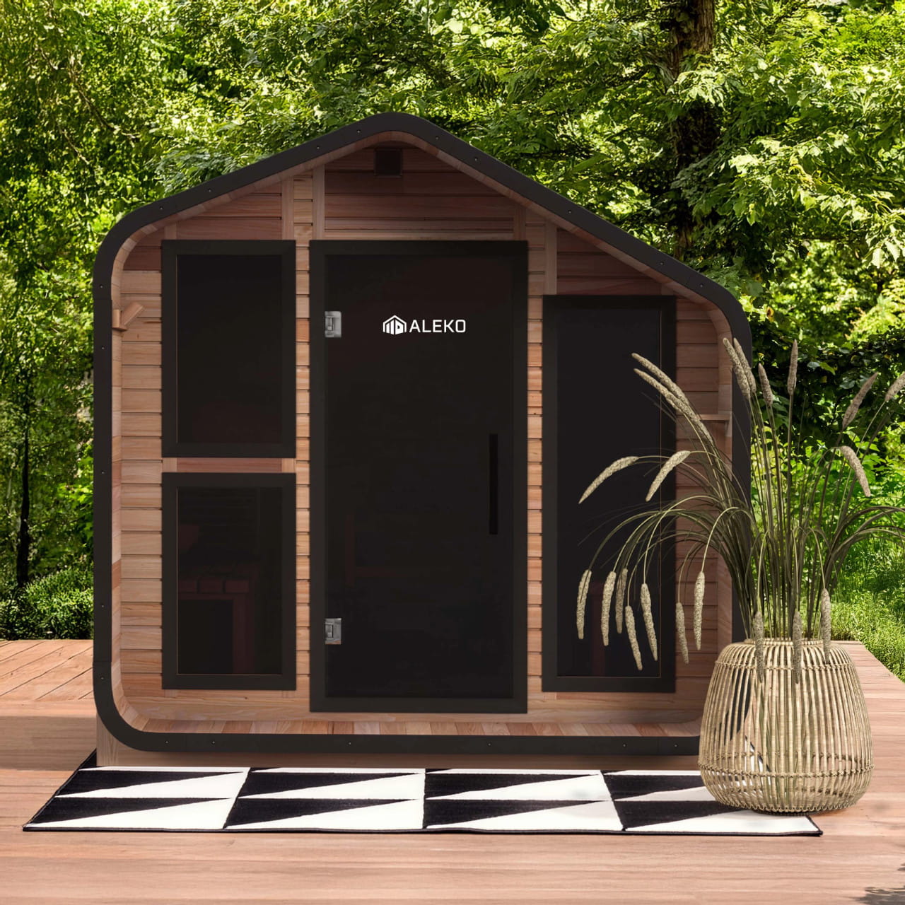 ALEKO Bluet 6 Person Red Cedar Outdoor Sauna – Spliced Panel & Harvia