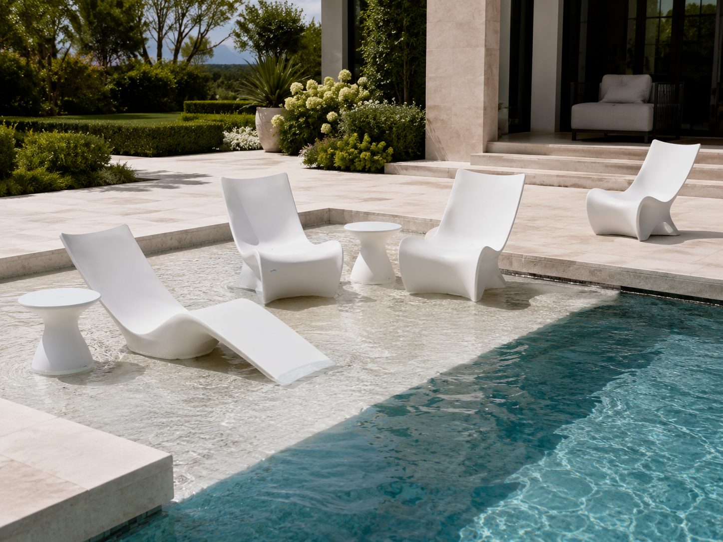 Family Pool Lounge — Ledge Lounger Autograph Bundle