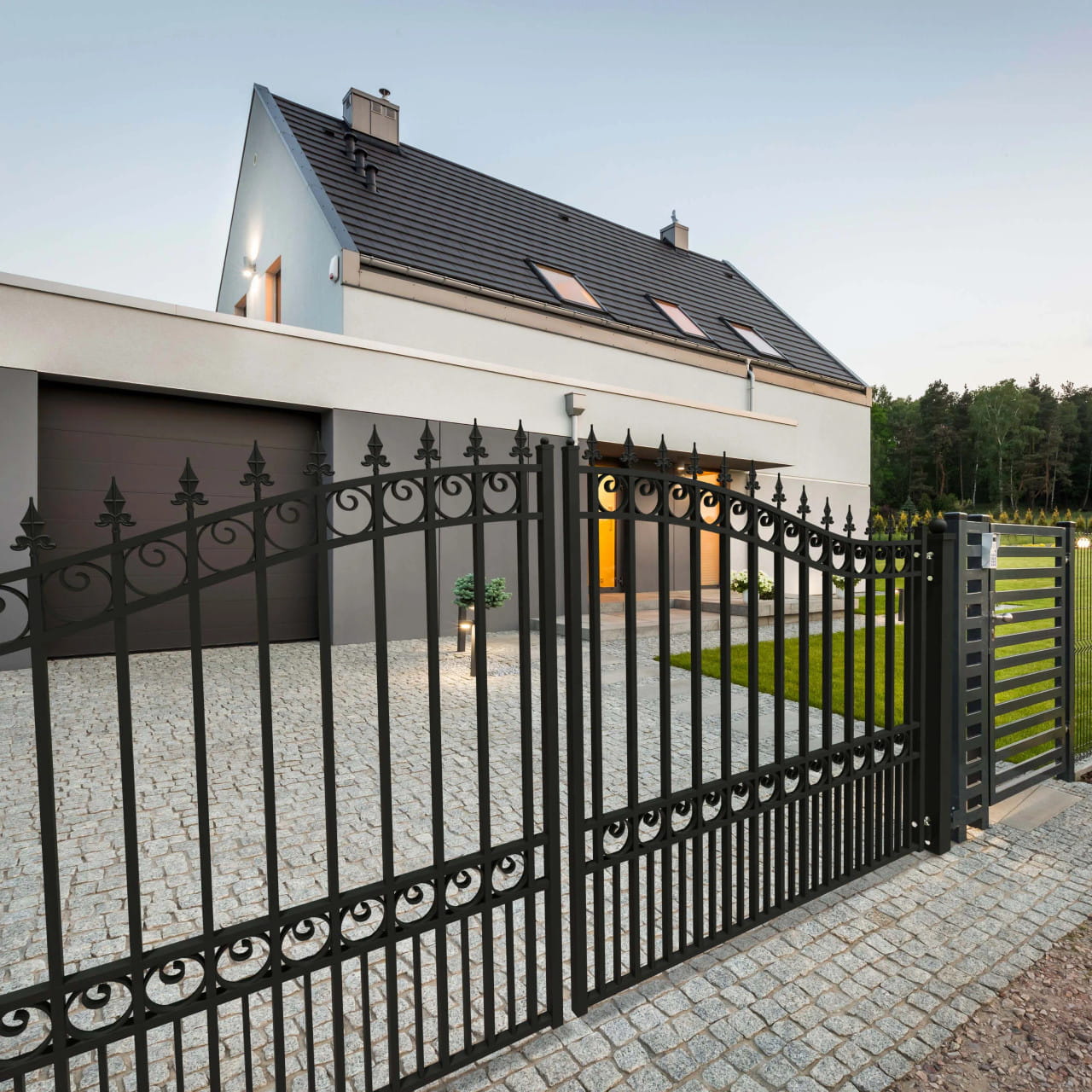 Aleko London Style 12'–18' Steel Dual Swing Driveway Gate – Black Galvanized