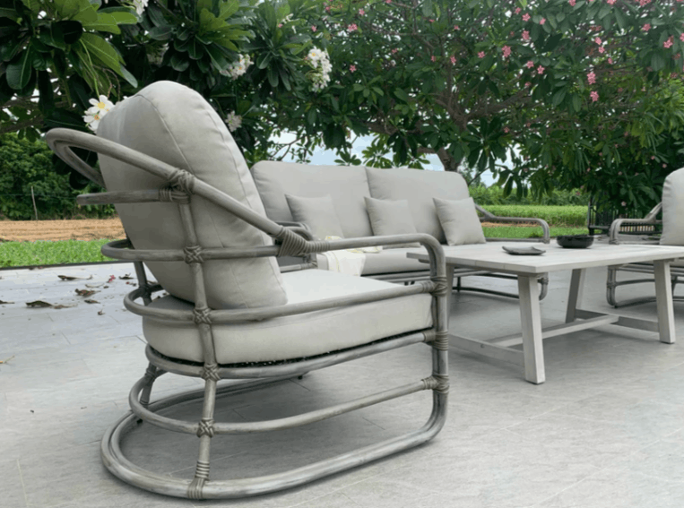 Panama Jack Dove 4-Piece Brushed Aluminum Seating Set with Cushions