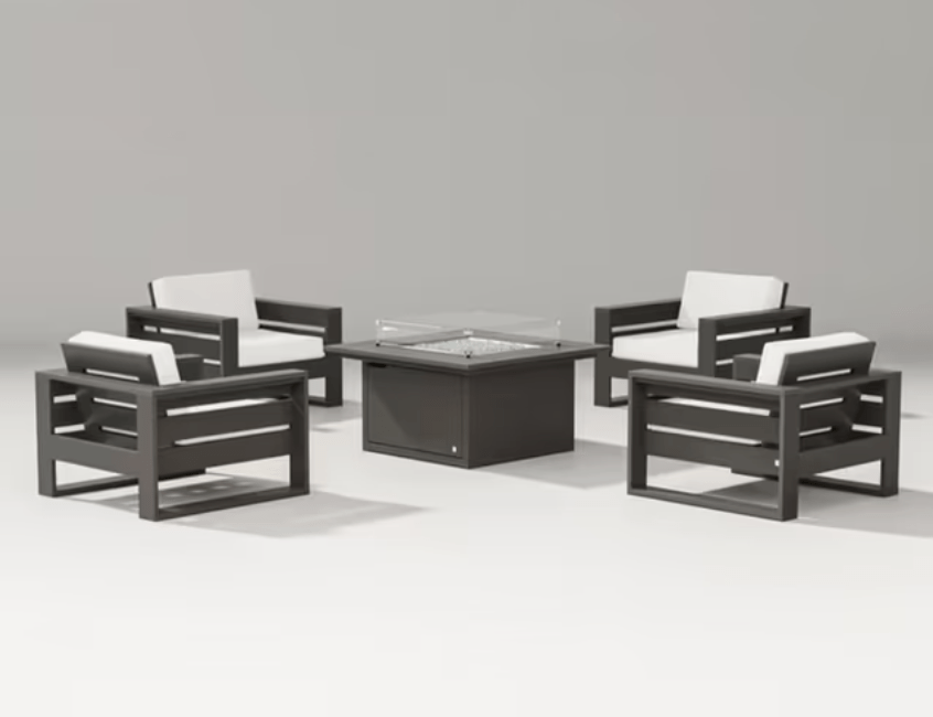 POLYWOOD Latitude 5-Piece Conversation Set with Fire Pit in vintage coffee with white cushions
