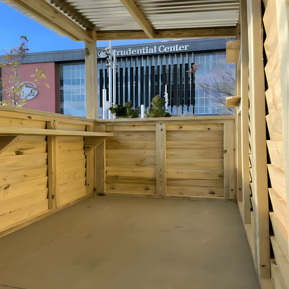 nside_Taverns_to_go_Dunbar_backyard_bar