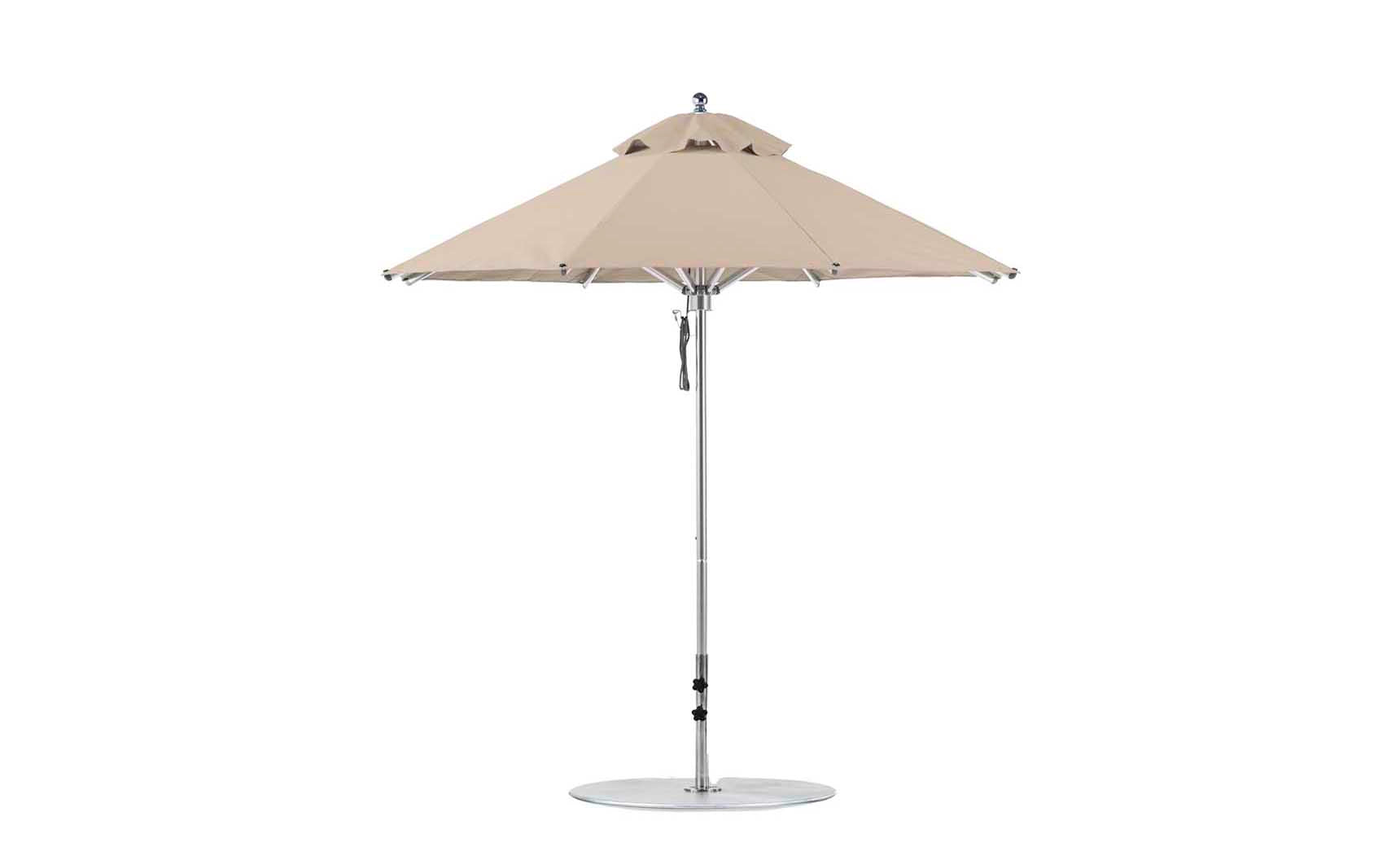 Ledge Lounger Premier 7.5' octagon pool umbrella with Linen canopy